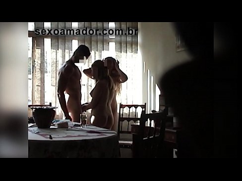 ❤️ Sex kamarátky pozývajú obrovského muža a trojku s ním ❤️ Sex video na nás sk.kassavrn.ru ☑